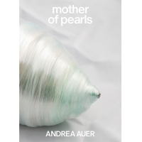 BUCH: ANDREA AUER. MOTHER OF PEARLS